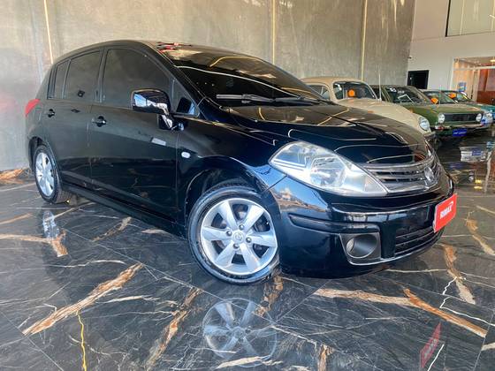 NISSAN TIIDA 1.8 SL 16V FLEX 4P AUTOMÁTICO NISSAN TIIDA 1.8 SL 16V FLEX 4P AUTOMÁTICO